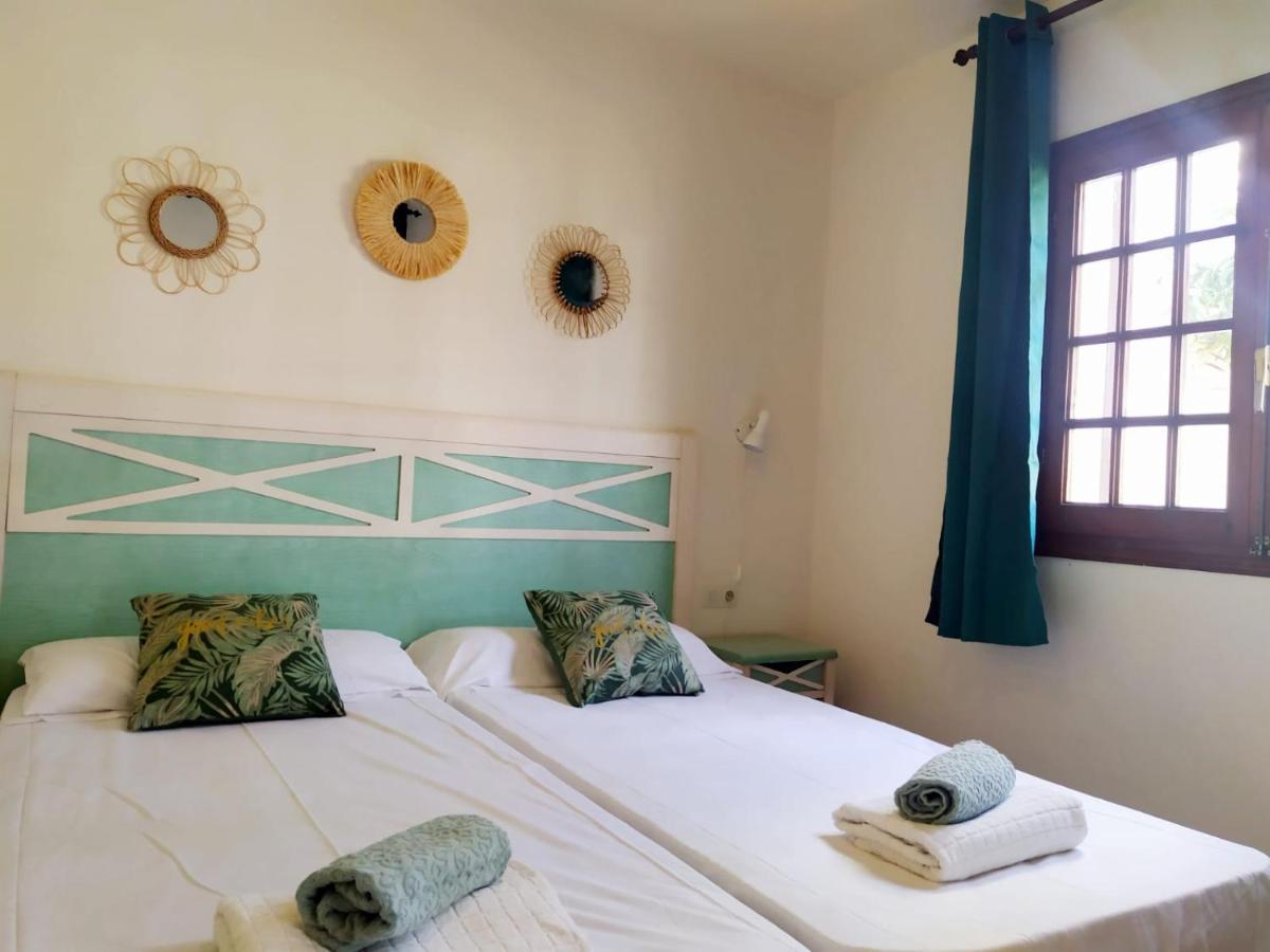 Cheap & Chic Apartamentos En Son Bou De 2 Dormitorios 외부 사진